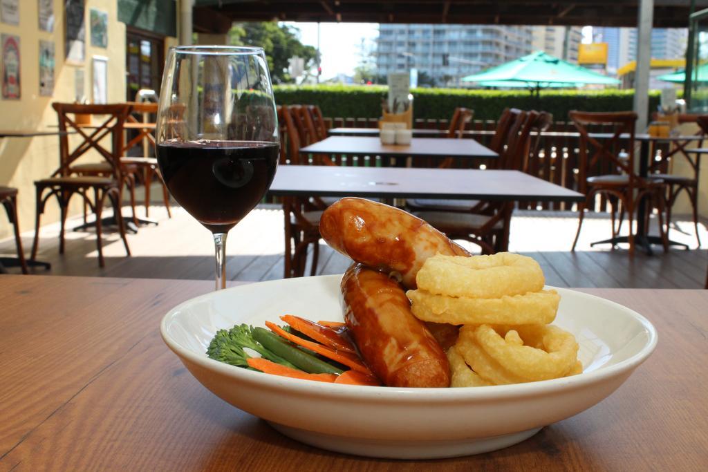 Darcy Arms Hotel Motel Gold Coast Dış mekan fotoğraf