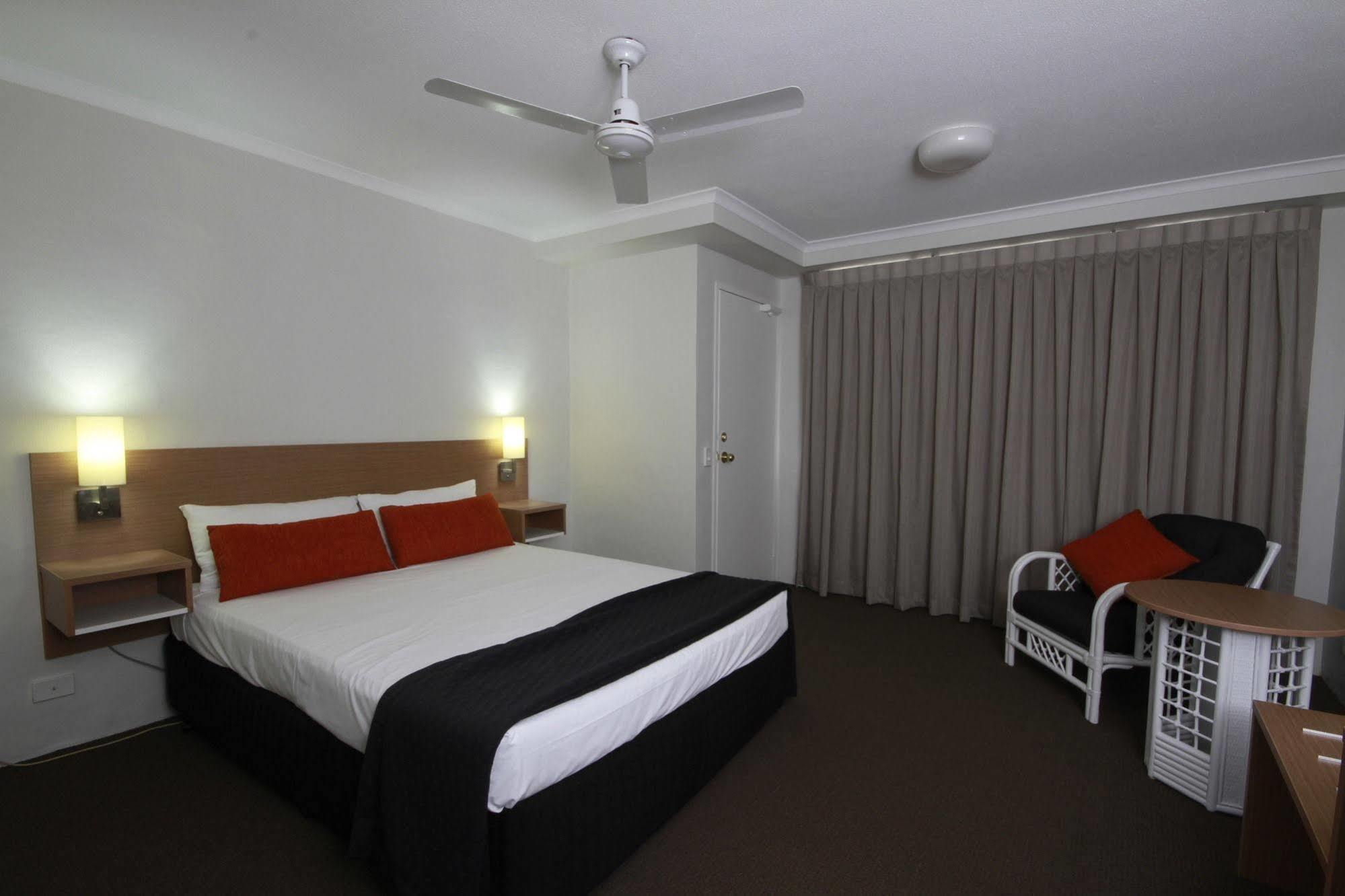 Darcy Arms Hotel Motel Gold Coast Dış mekan fotoğraf