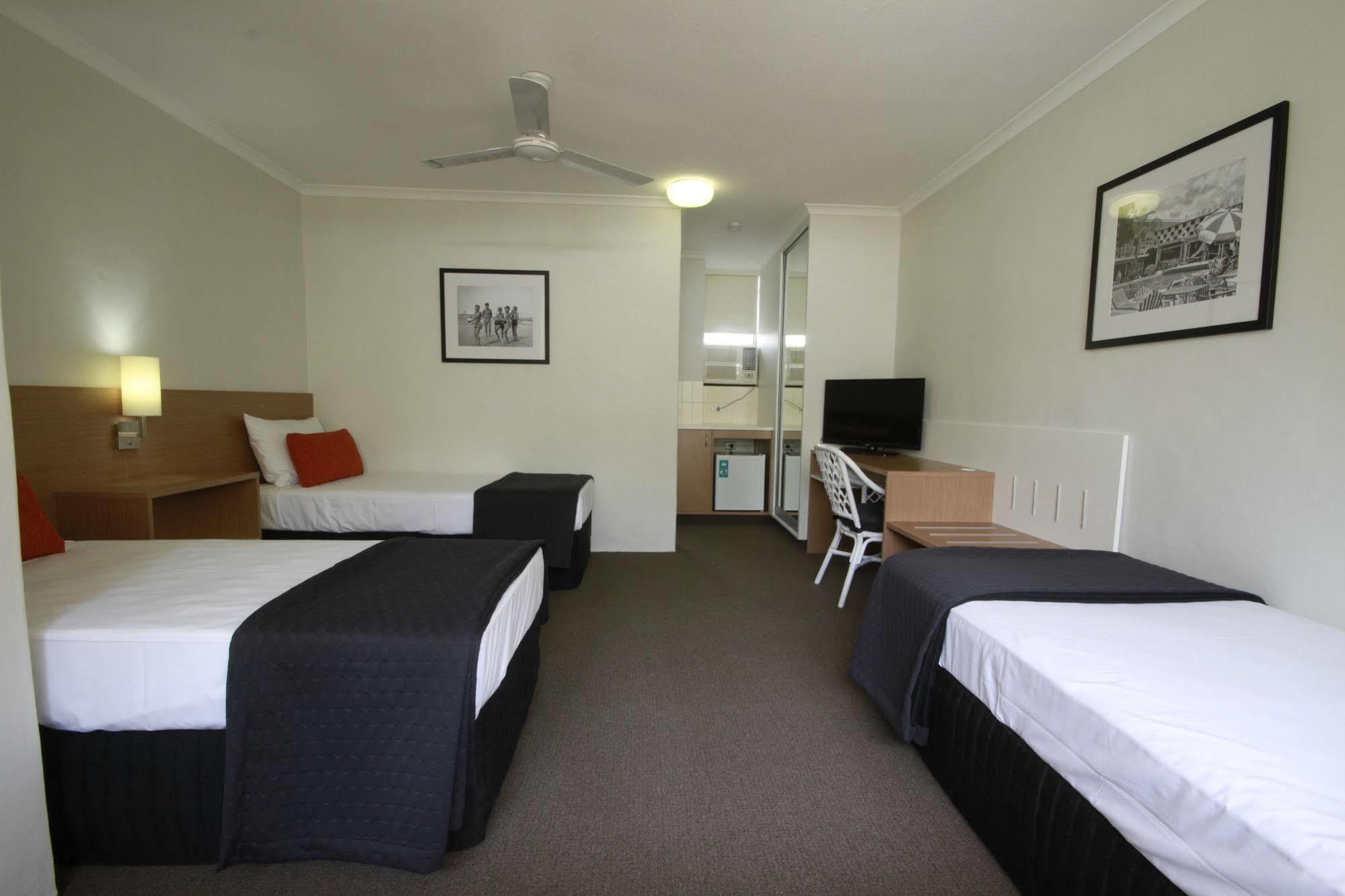 Darcy Arms Hotel Motel Gold Coast Dış mekan fotoğraf