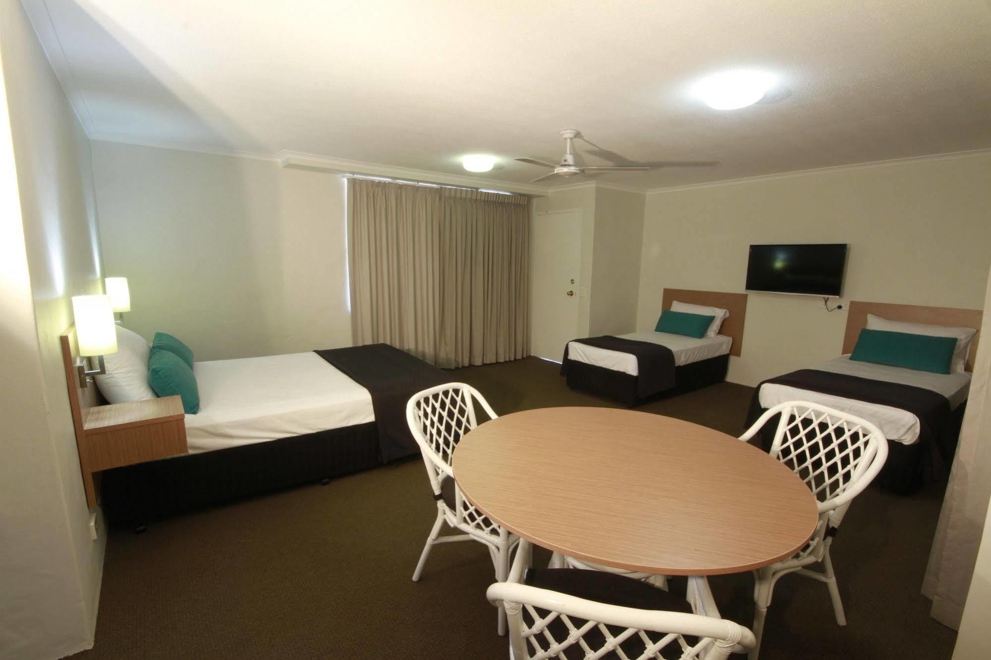 Darcy Arms Hotel Motel Gold Coast Dış mekan fotoğraf